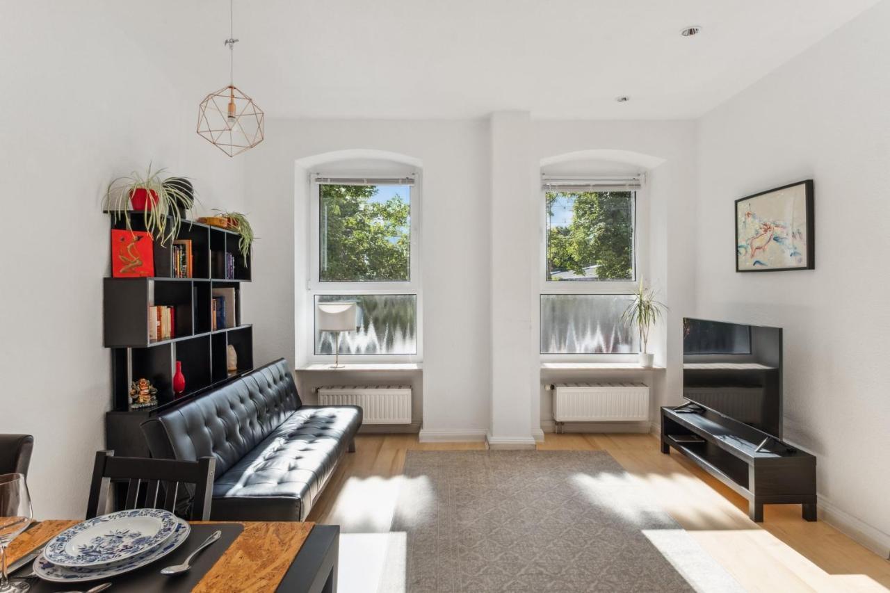Bright 3-Room Apartment Near Prenzlauer Berg برلين المظهر الخارجي الصورة